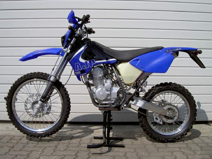 Мотоцикл AJP PR4 125 Enduro, Supermoto 2007