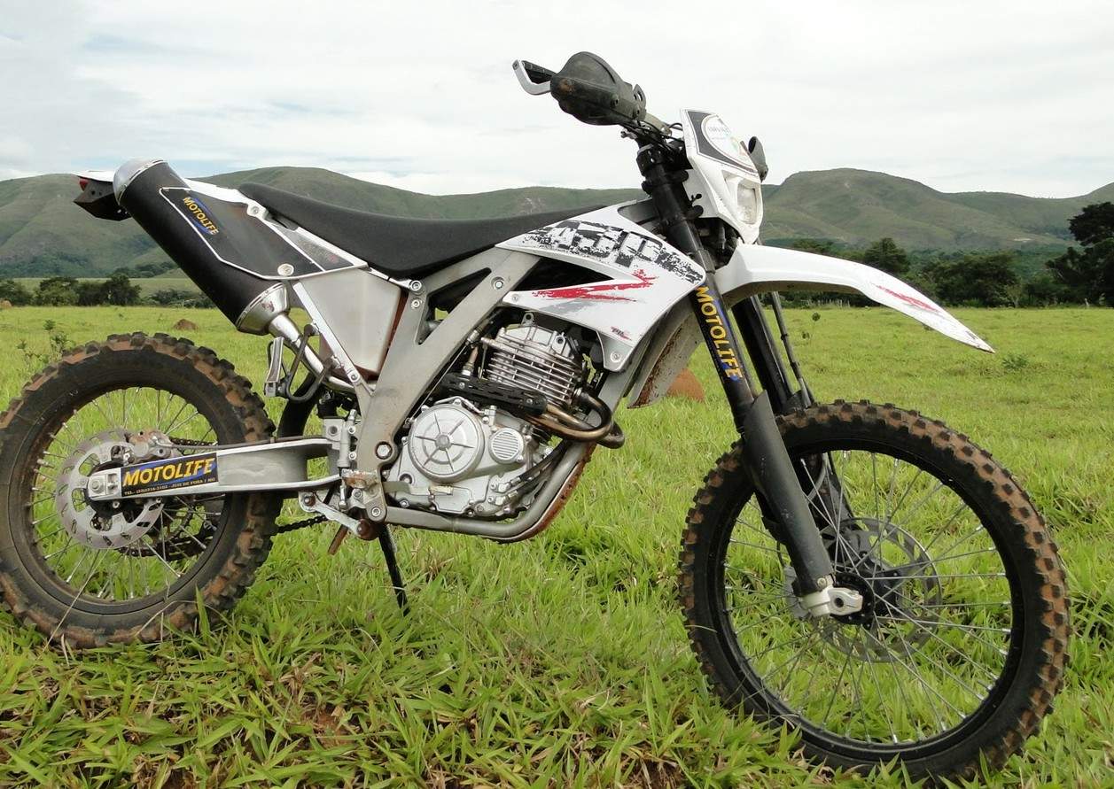 РњРѕС‚РѕС†РёРєР» AJP Enduro pr5