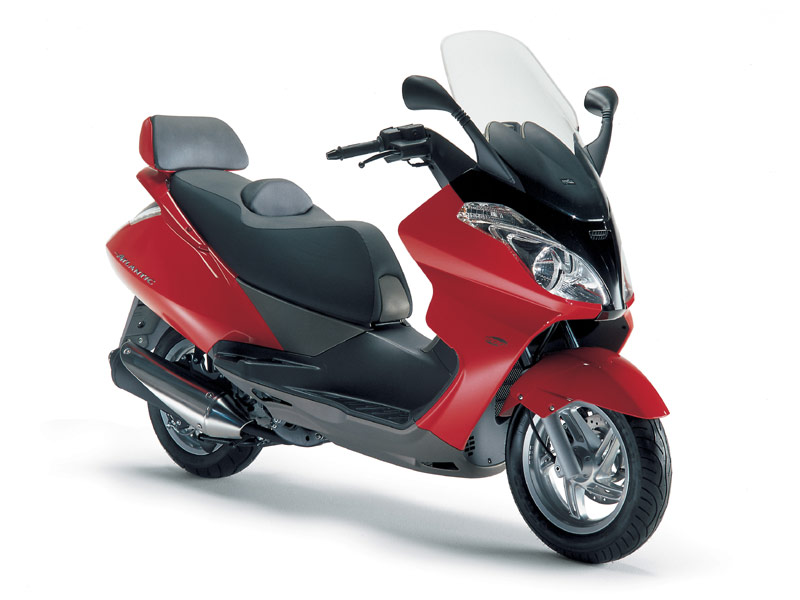 Мотоцикл Aprilia Atlantic 200 2002