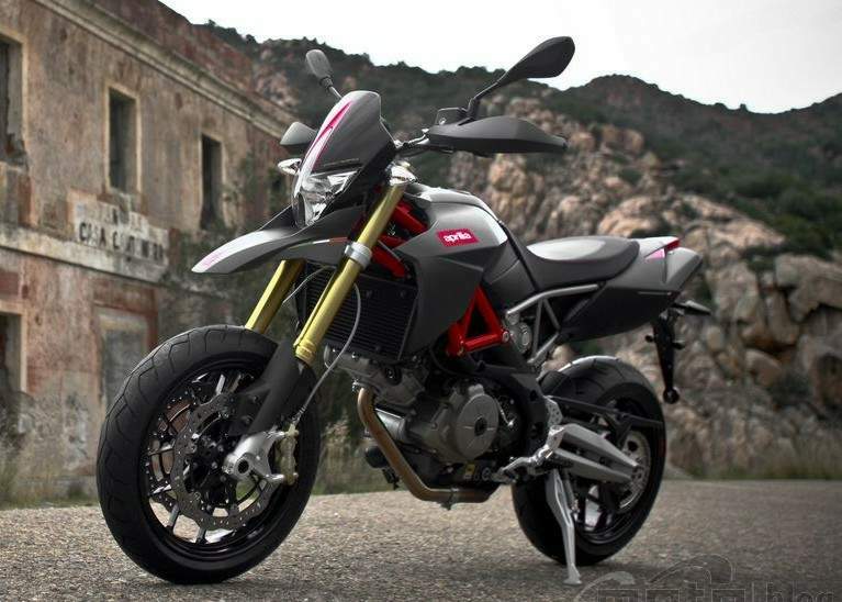 Мотоцикл Aprilia SMV 750 Dorsoduro Factory 2010