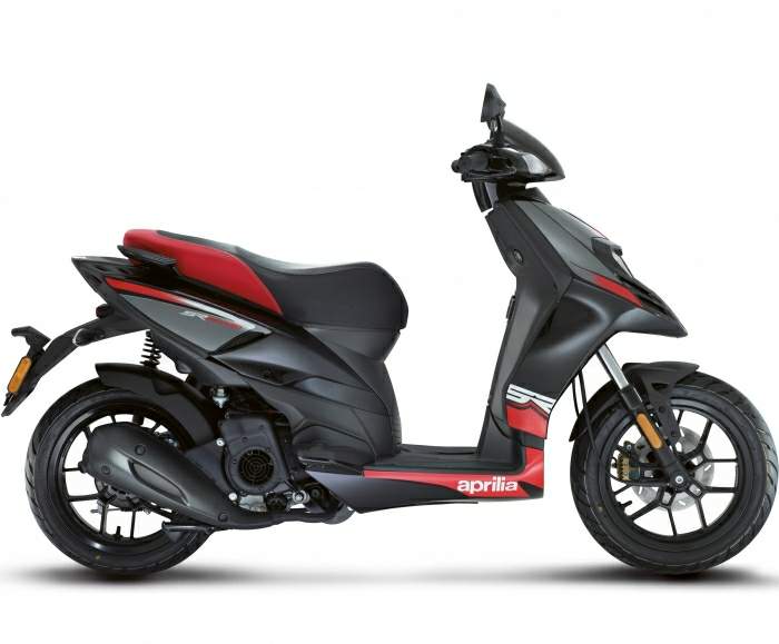 Мотоцикл Aprilia SR Motard 50 2015