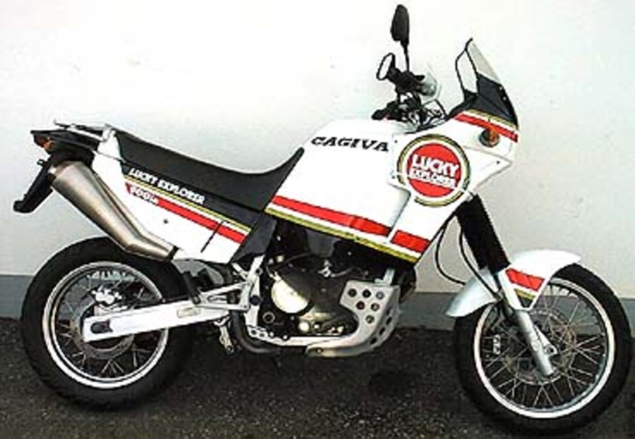 Мотоцикл Cagiva Elefant 900 ie Lucky Explorer 1990