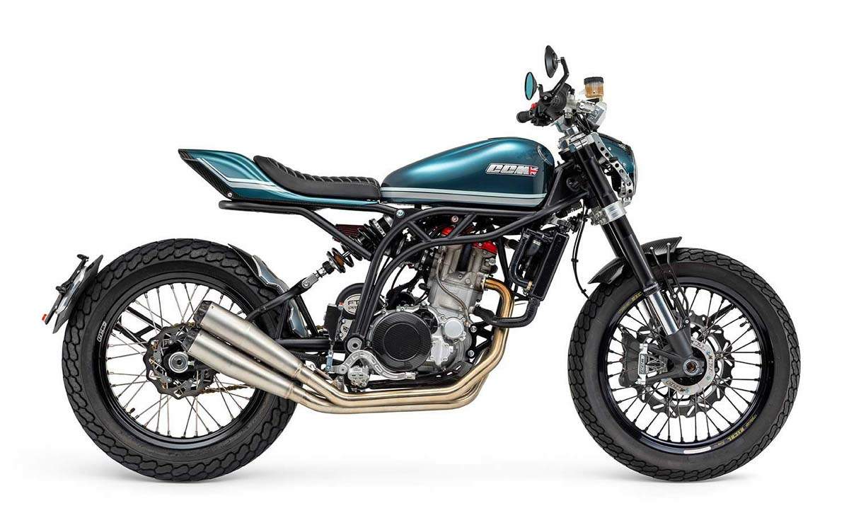 Мотоцикл CCM Classic Tracker 2022