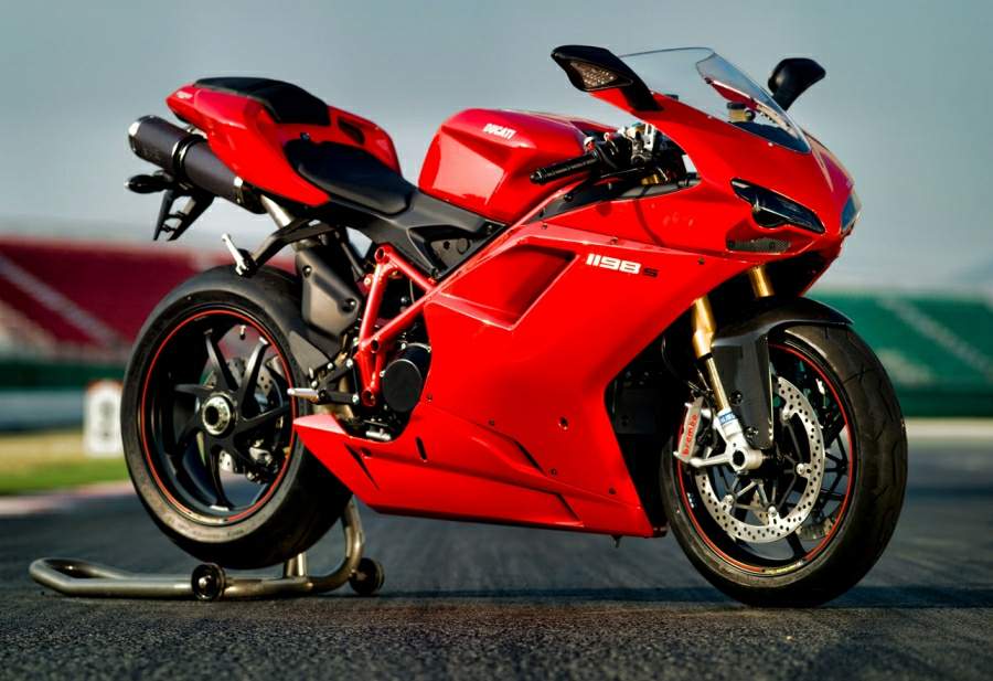 Мотоцикл Ducati 1198S Testastretta Evoluzione 2010