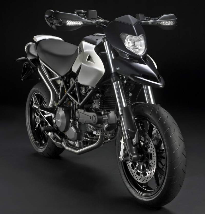 Мотоцикл Ducati Hypermotard 796 2011