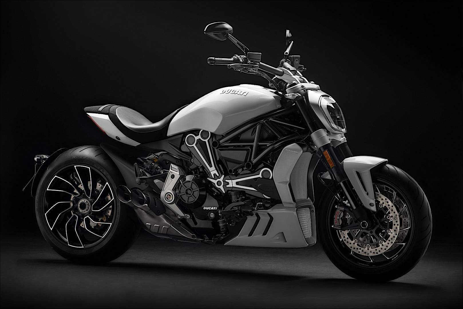 Мотоцикл Ducati XDiavel S 2017