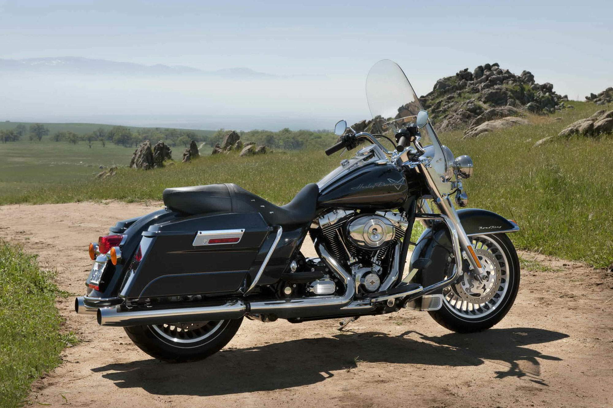 Мотоцикл Harley Davidson FLHR Road King 2012