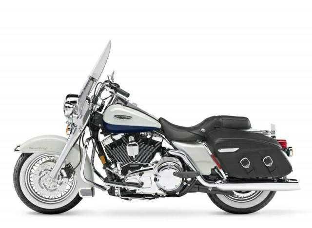 Мотоцикл Harley Davidson FLHRC Road King Classic 2006