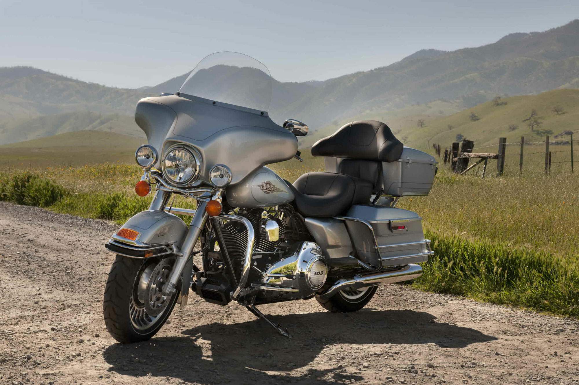 Мотоцикл Harley Davidson FLHTC Electra Glide Classic 2011