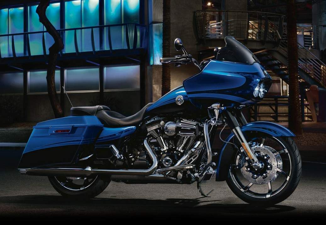 Мотоцикл Harley Davidson FLTRX-SE Road Glide Custom CVO 2012