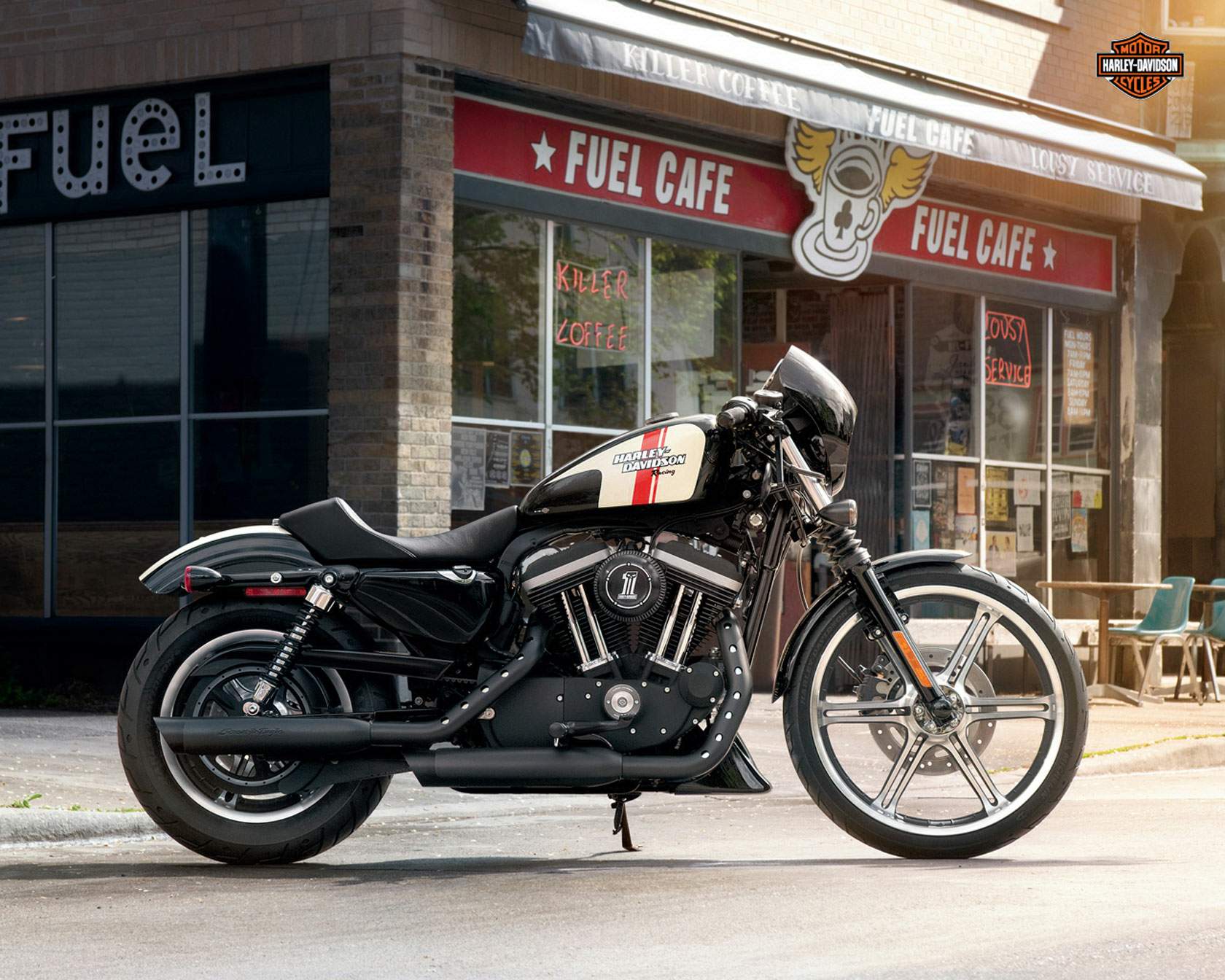 Harley Davidson xl883n Iron