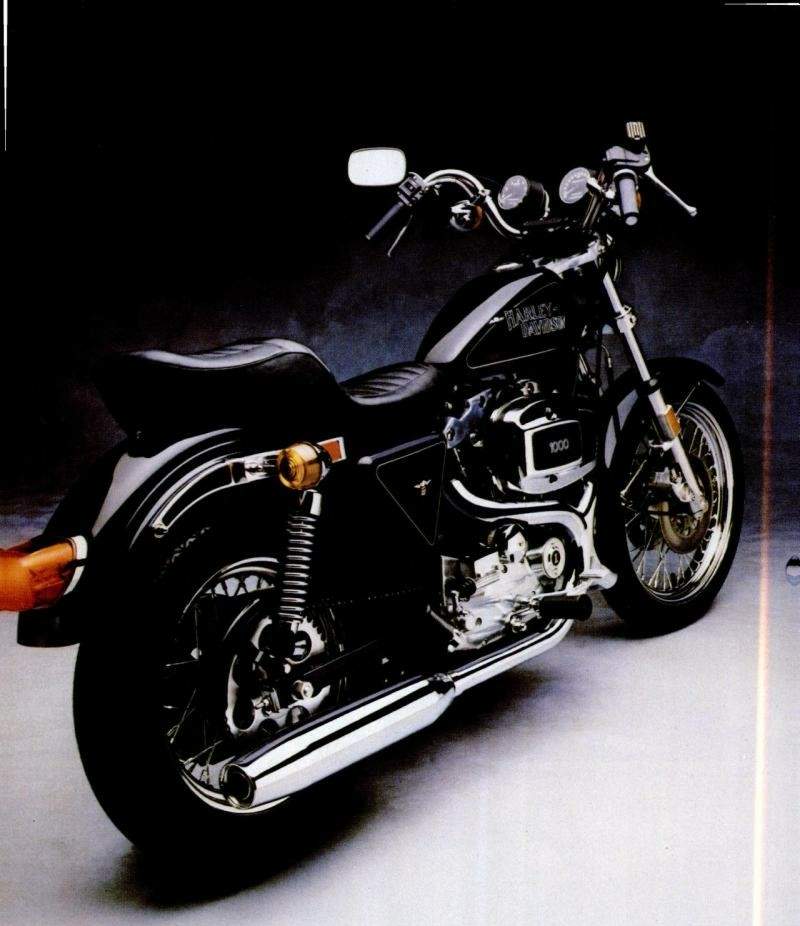 Мотоцикл Harley Davidson XLH 1000 Sportster Hugger 1978