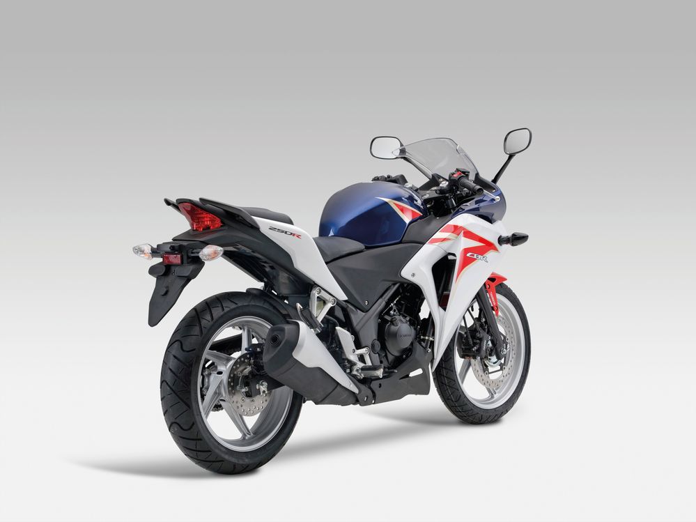 Мотоцикл Honda CBR 250 R 2012