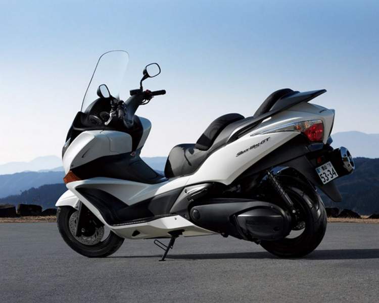 Мотоцикл Honda FJS 600 Silver Wing 2012