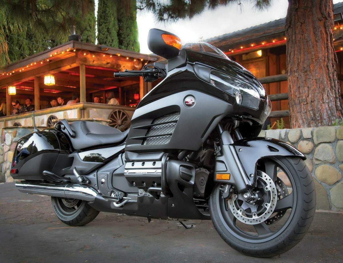 Мотоцикл Honda GLX 1800 Gold Wing F6B 2013