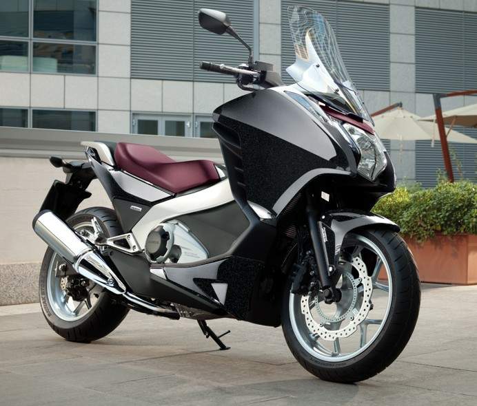 Мотоцикл Honda NC 700D Integra 2012