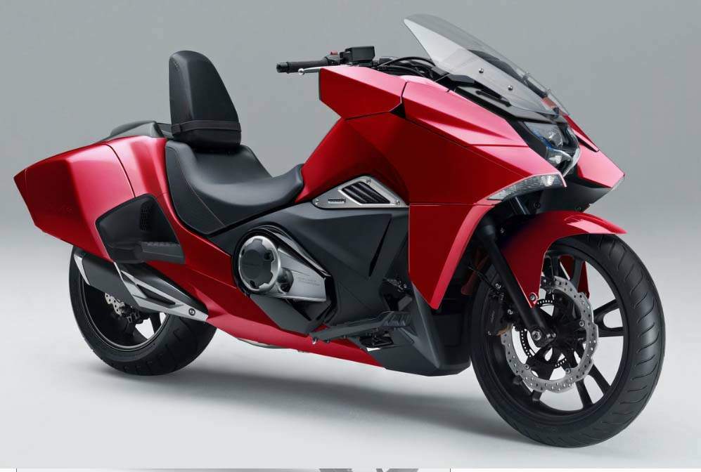 Мотоцикл Honda NM4 Vultus 2016