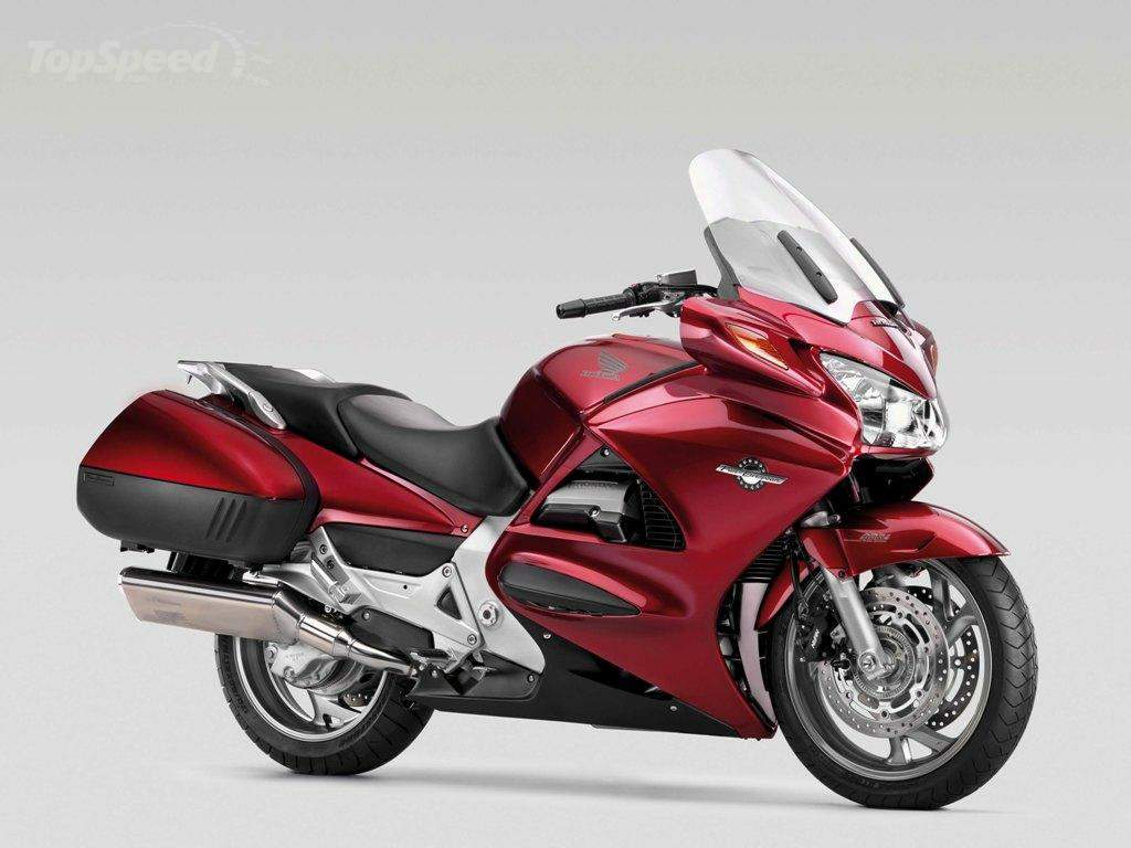 Мотоцикл Honda ST 1300 Pan European 2013