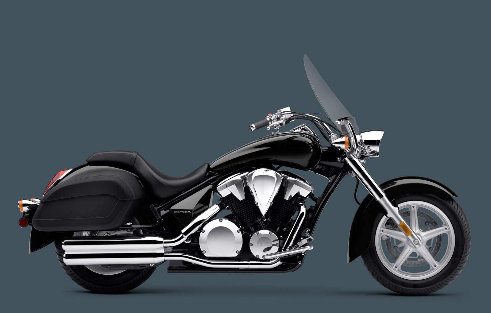 Мотоцикл Honda VT 1300CT Interstate 2015