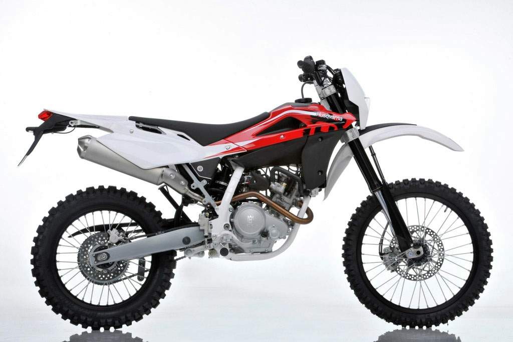 Мотоцикл Husqvarna SMS 125 2011