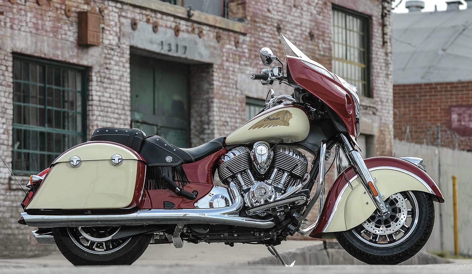 Мотоцикл Indian Chieftain 2015