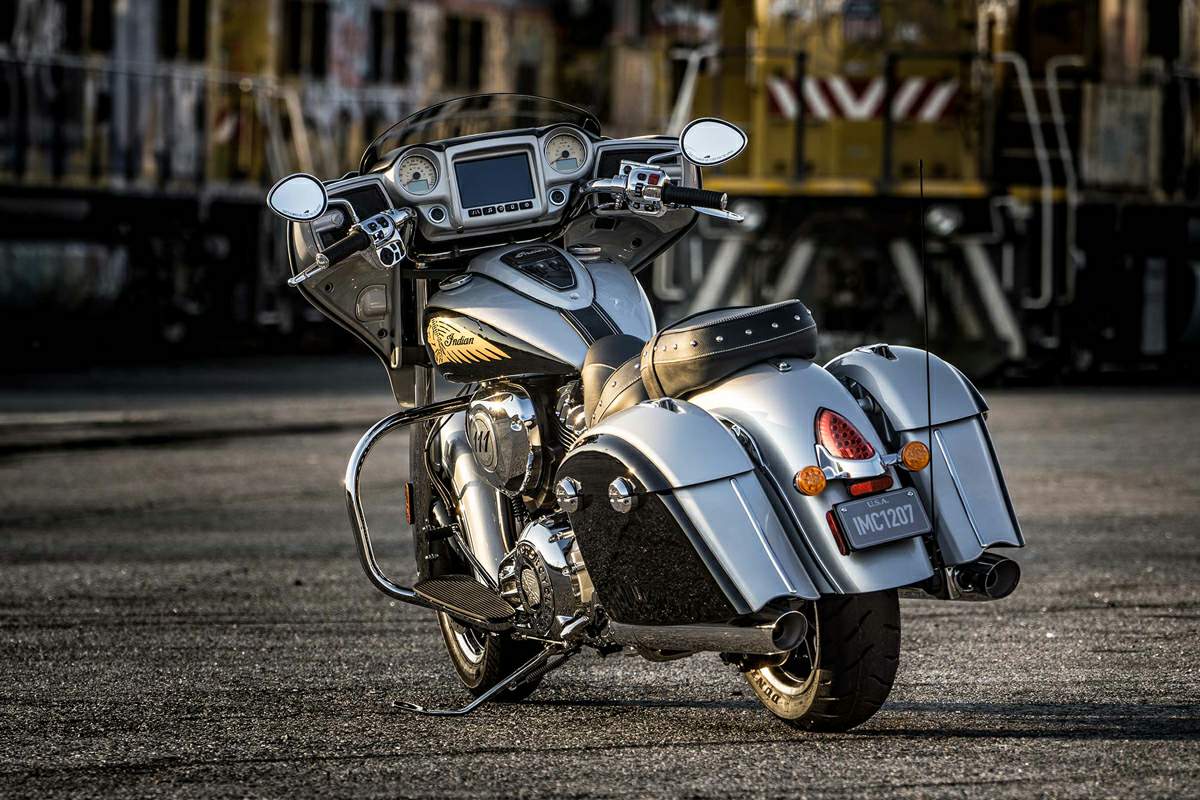 Мотоцикл Indian Chieftain 2017