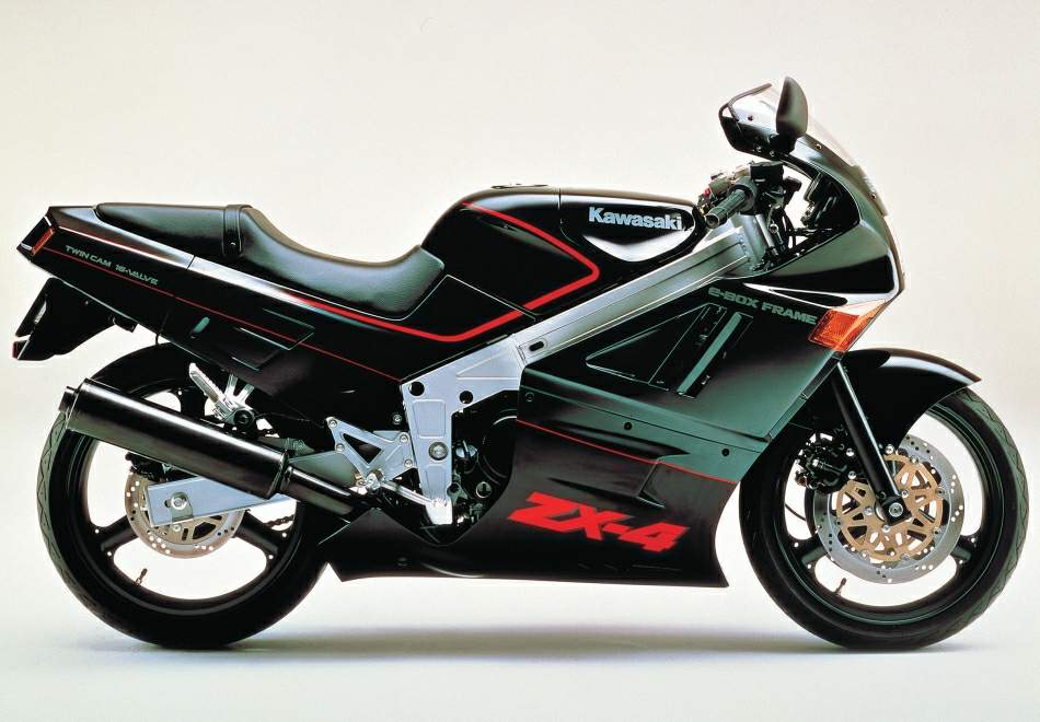 Мотоцикл Kawasaki GPz 400R F3 1988