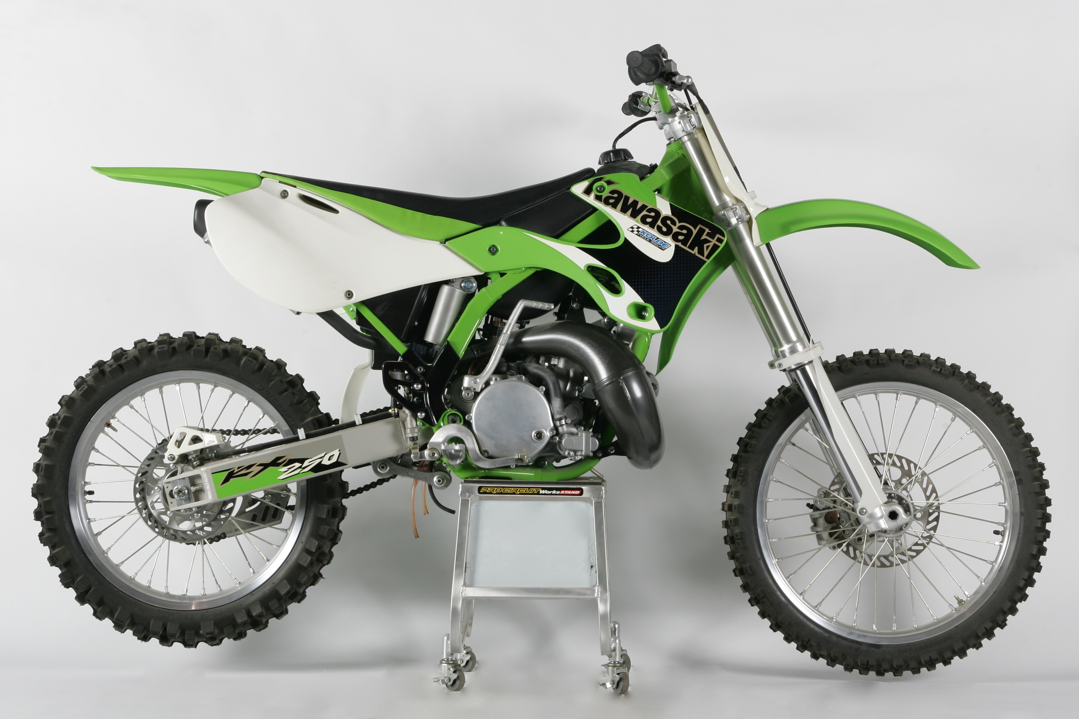 Мотоцикл Kawasaki KX 250 2001