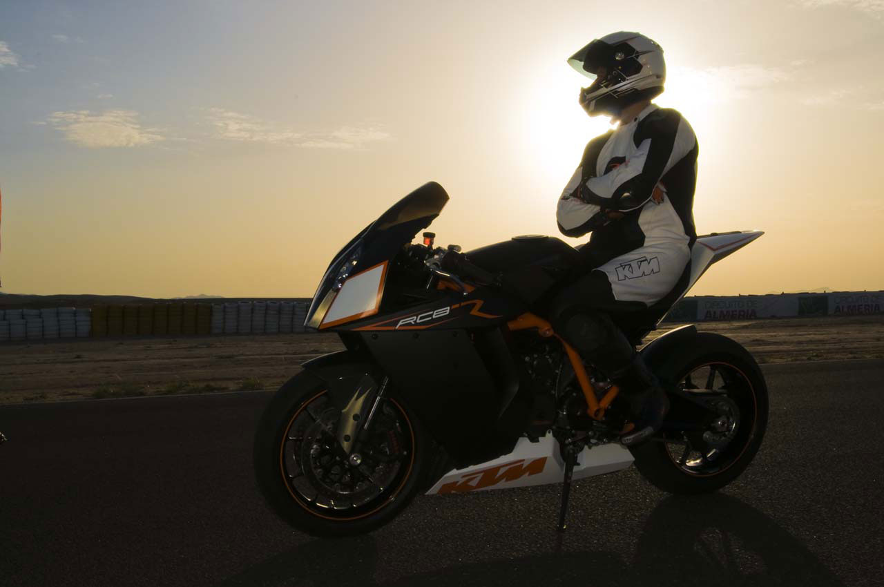 Мотоцикл KTM 1190 RC8 R 2009