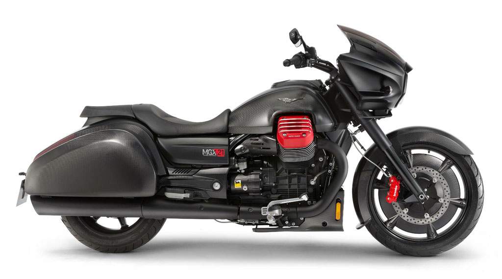 Мотоцикл Moto Guzzi MGX-21 Flying Fortress 2016