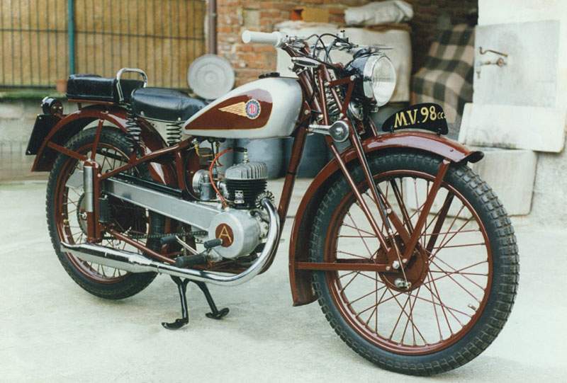 Мотоцикл MV Agusta 98 Turismo 1943