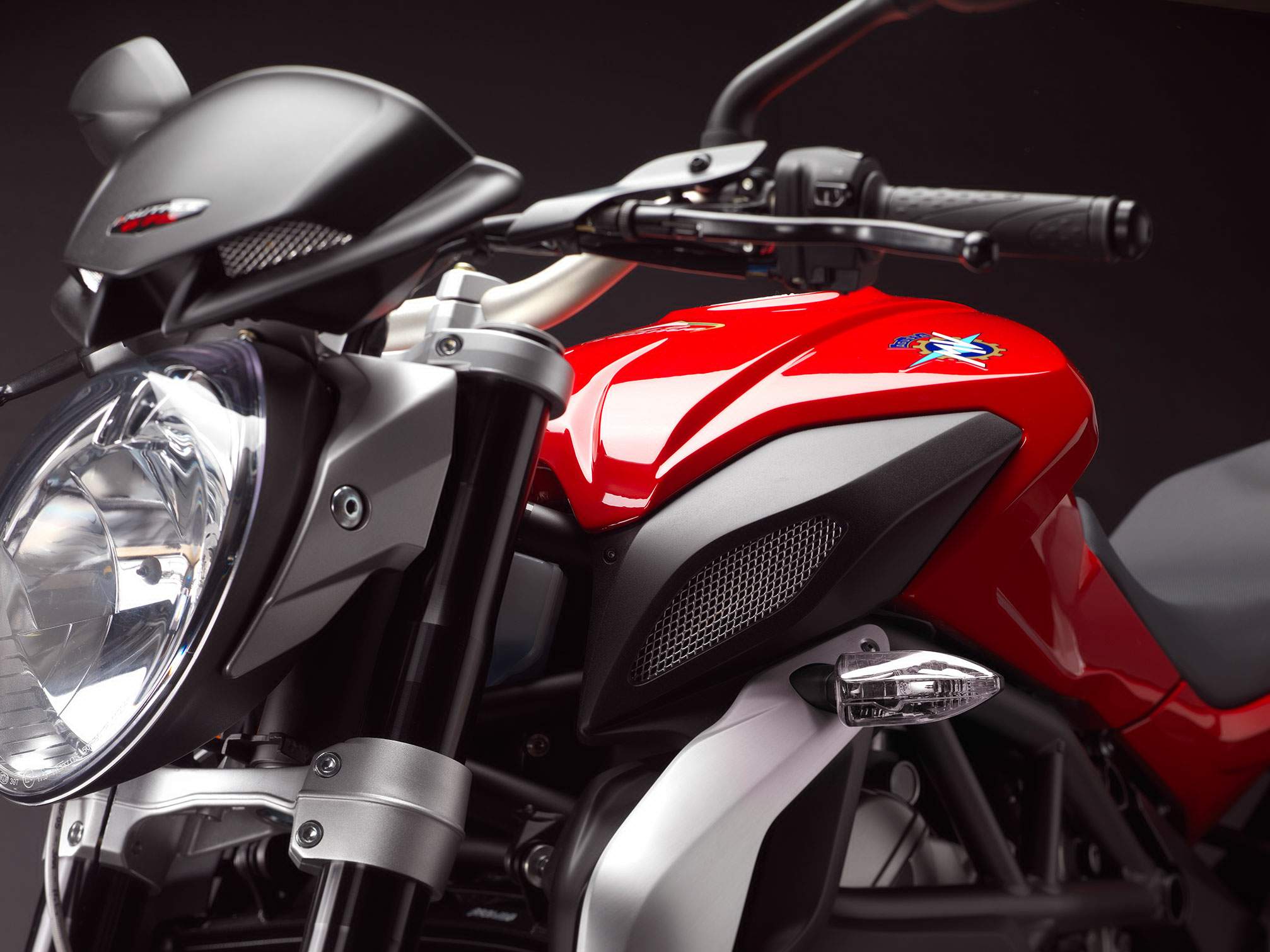 Мотоцикл MV Agusta Brutale 675 2014