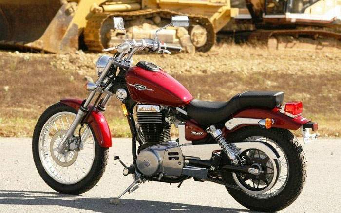 Мотоцикл Suzuki Boulevard S40 2015