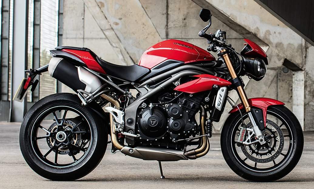 Мотоцикл Triumph Speed Triple 2016