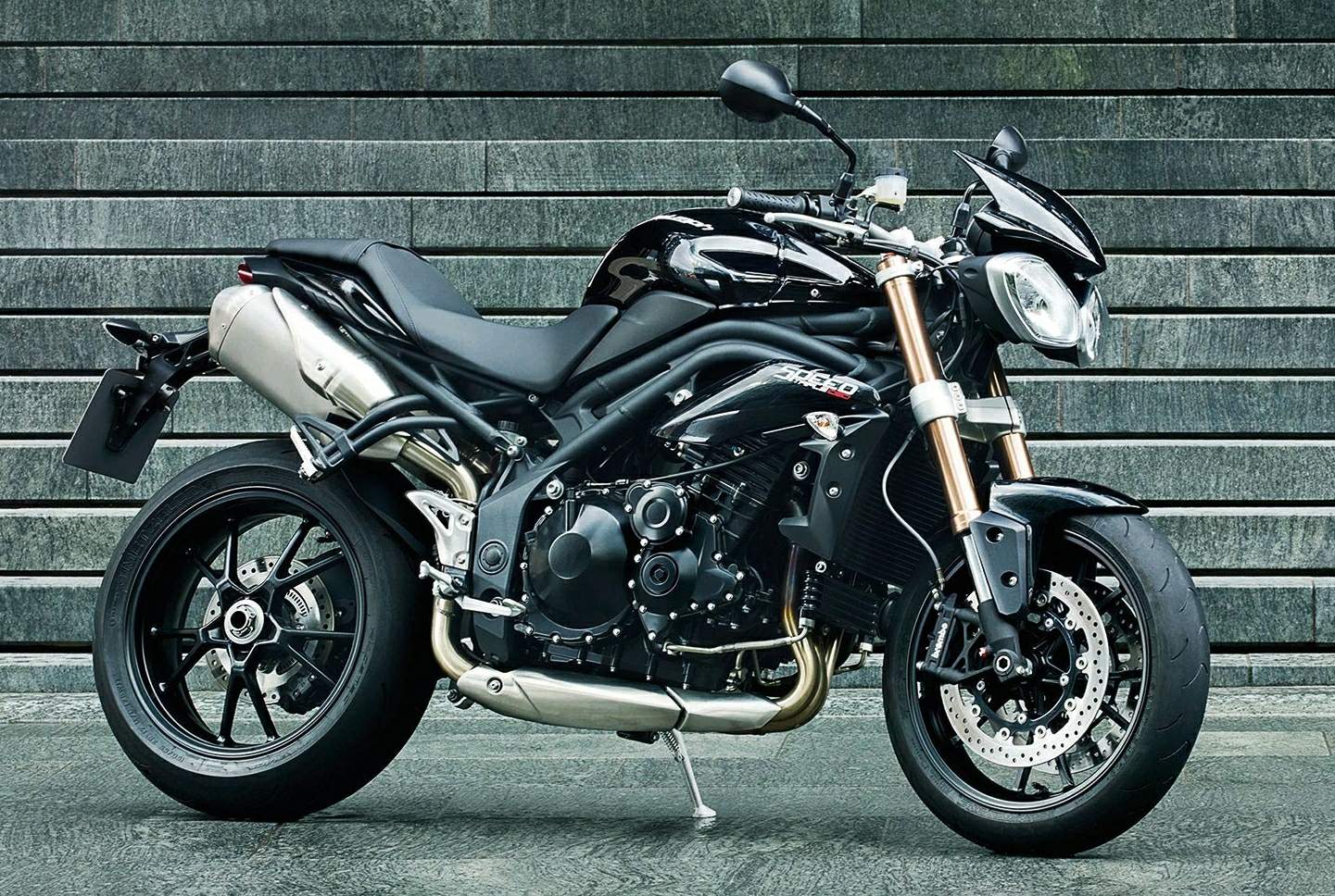 Мотоцикл Triumph Speed Triple 2013