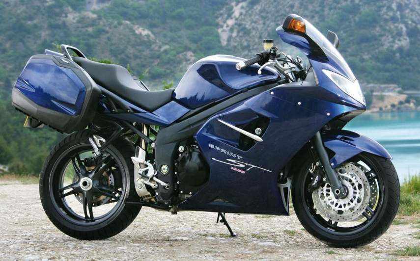 Мотоцикл Triumph Sprint ST 1050 2009