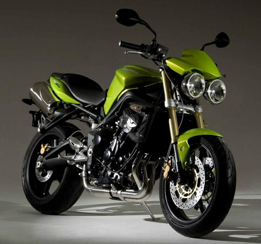 Мотоцикл Triumph Street Triple 675 2007