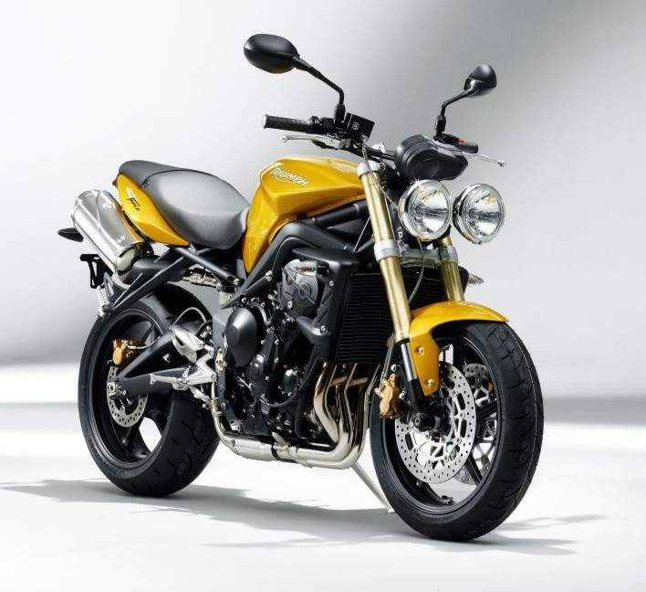 Мотоцикл Triumph Street Triple 675 2010