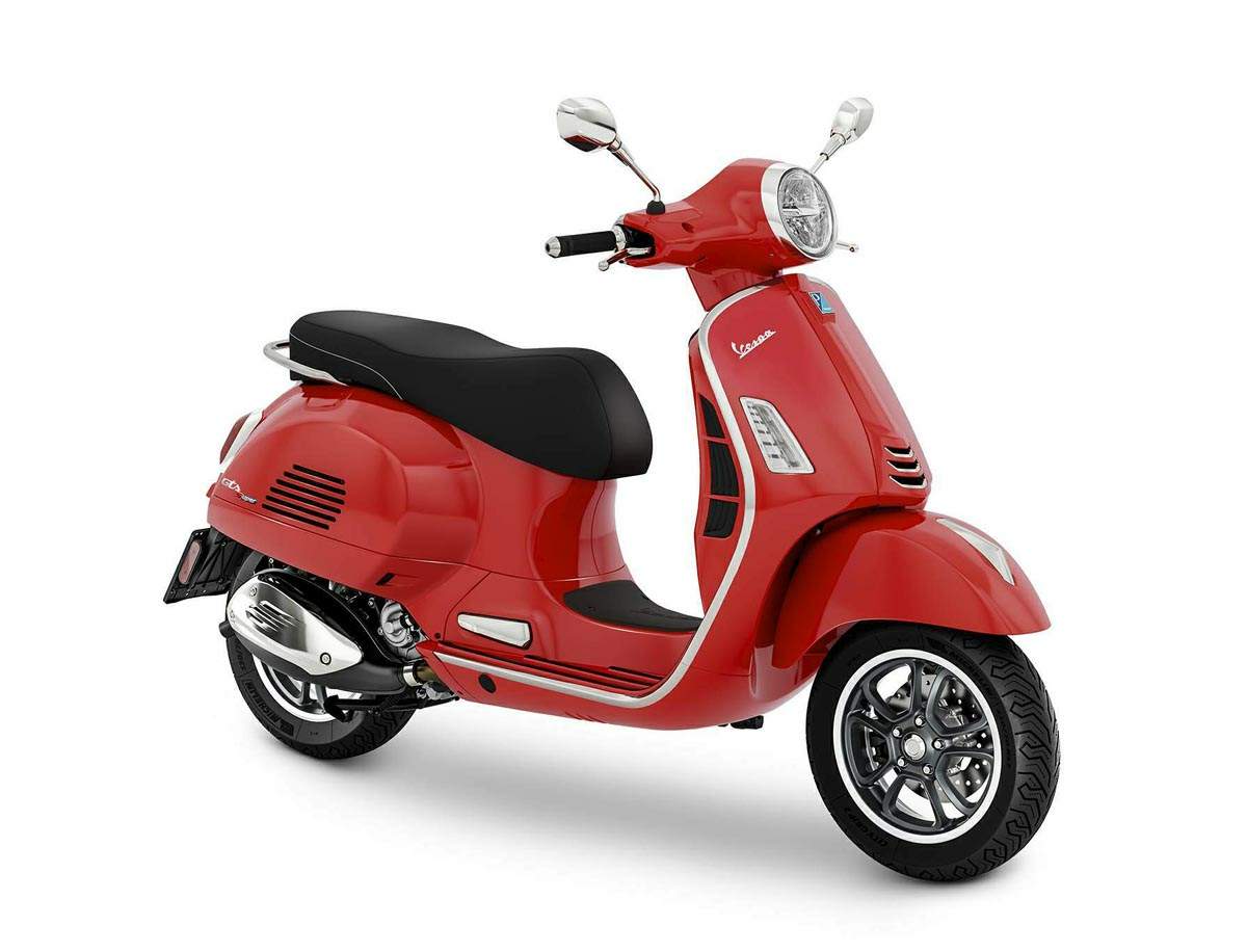 Мотоцикл Vespa GTS 300 2023