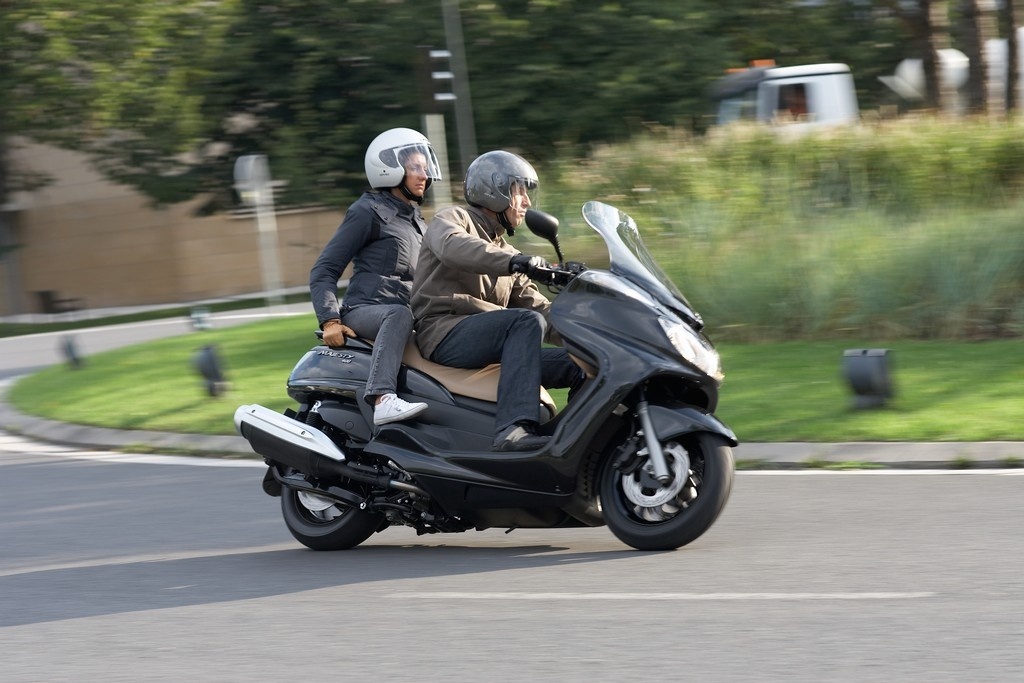 Мотоцикл Yamaha MAJESTY 400 2011