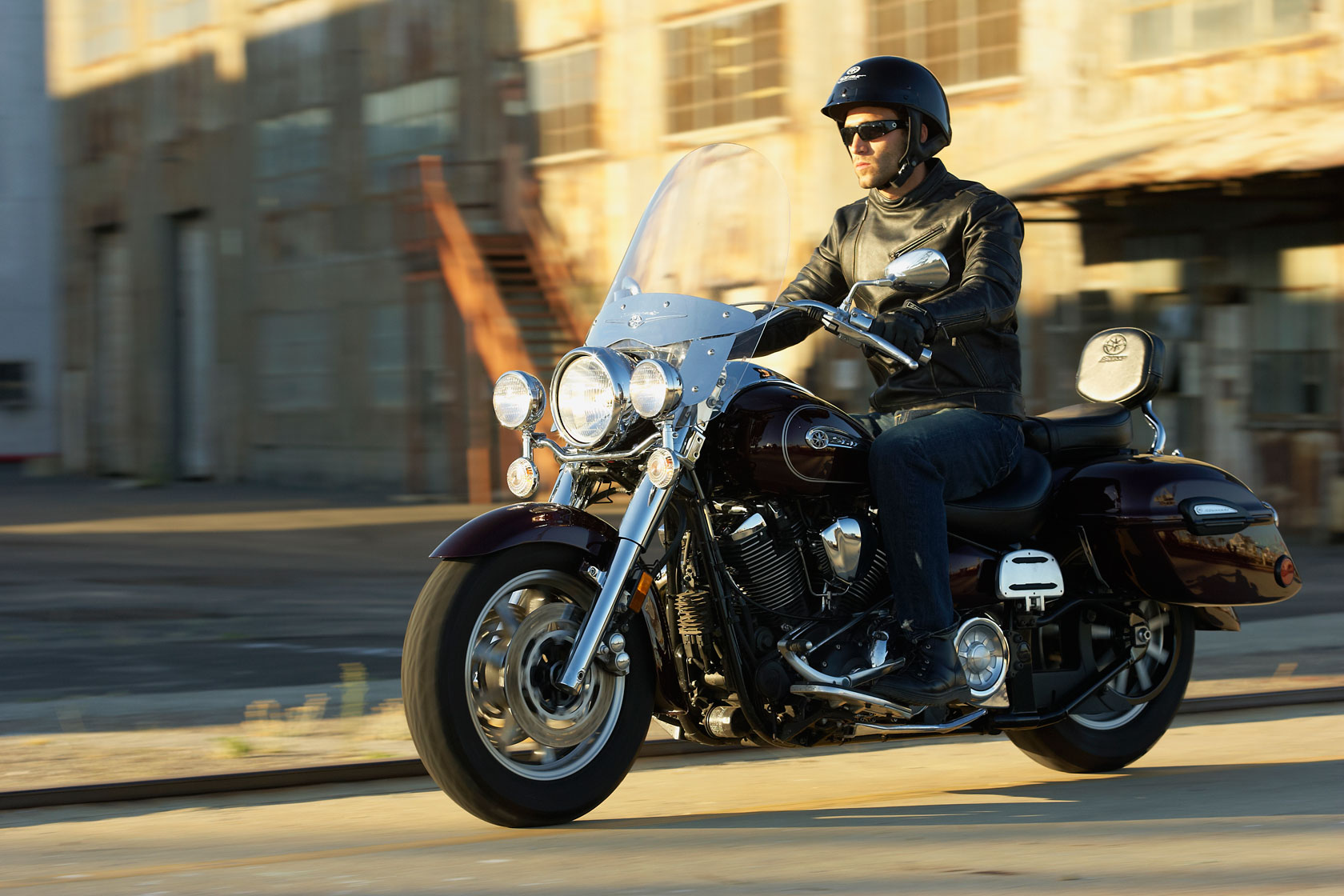 Мотоцикл Yamaha ROAD STAR SILVERADO S 1700 2011