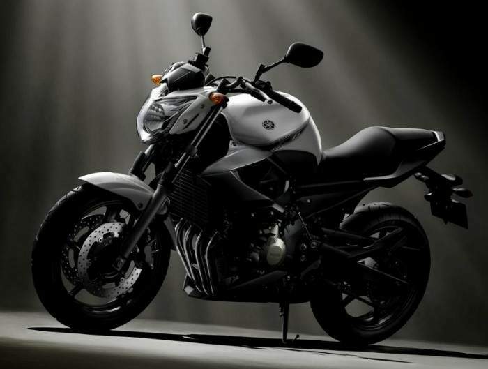 Мотоцикл Yamaha XJ6 2009